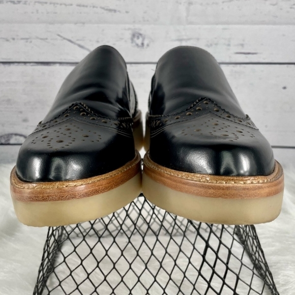 DKNY Women’s Brogue Platform Wingtip Oxfords Slip-ons, Rubber Sole, Classic Look - Picture 9 of 12